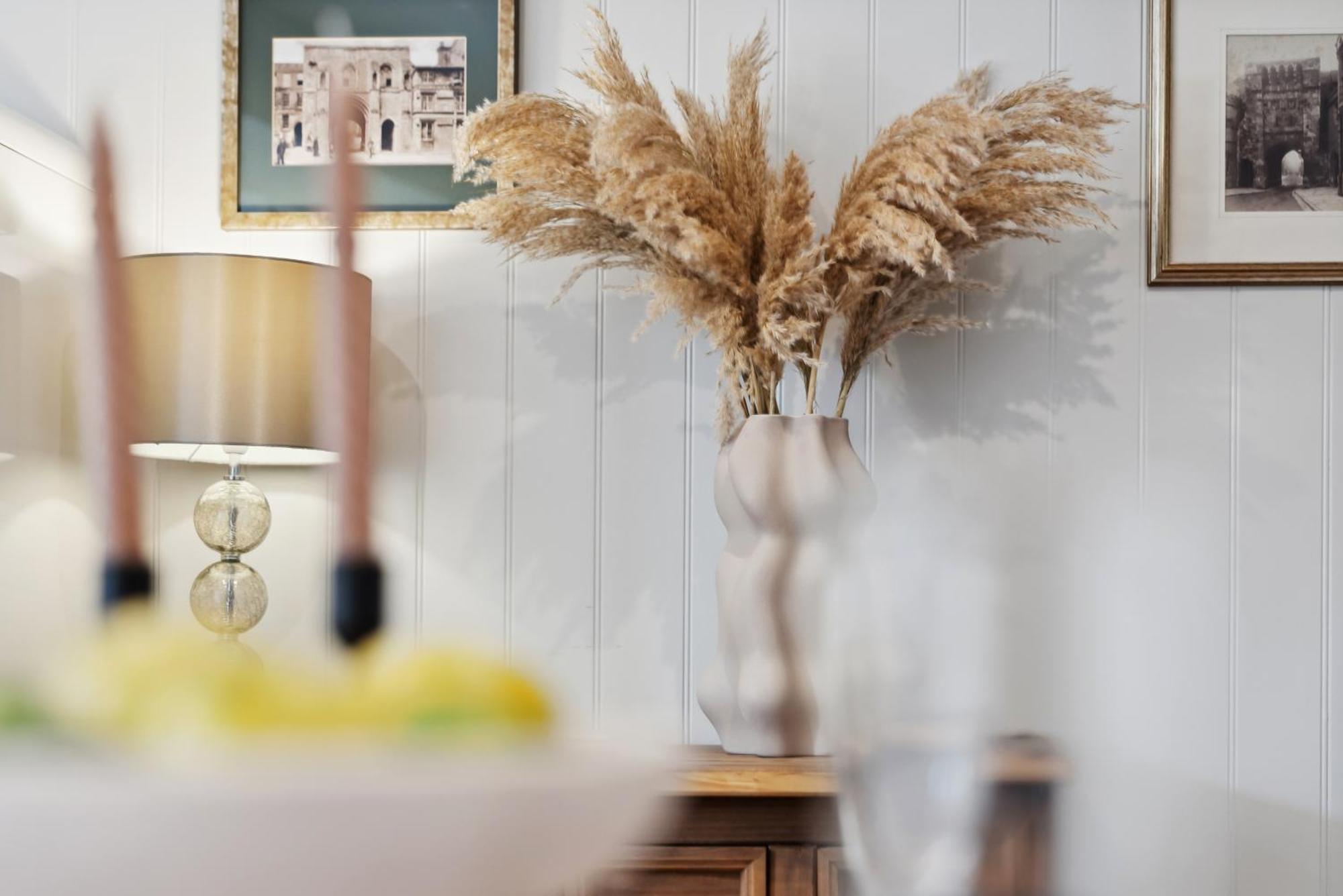 2 Bedrooms Stunning Westgate Cottage Retreat, Central Winchester, Free On-Street Parking Permit, With Garden Close To Cathedral - Sleeps 6, Pets Are Welcome, Summer Special Offer! - By Blue Puffin Stays Exterior foto